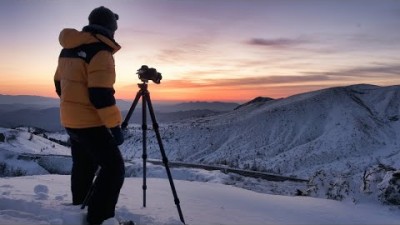 【風景写真】厳冬期雪に包まれた渋峠・白根火山の朝焼け｜NikonZ7・NikonZ６II